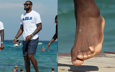 NBA明星球鞋底下的痛！詹皇露出「扭曲腳趾」粉絲驚：怎麼會這樣！