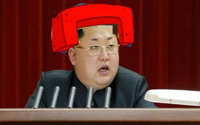 北韓領袖金正恩剪了個大走復古路線的新髮型， 造型一亮相立刻被玩壞啦ＸＤ
