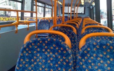「公車上的座椅花紋其實都是故意挑選的」國外網站透露原因！